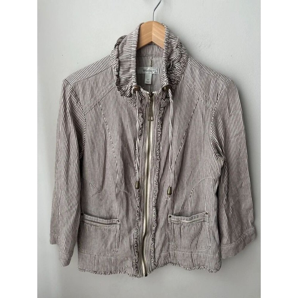 Dressbarn Brown Cream Pinstripe Ruffle Collar Zip Front Jacket